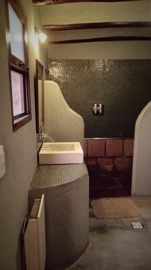 Miraluna Bodega Boutique Cachi Luaran gambar