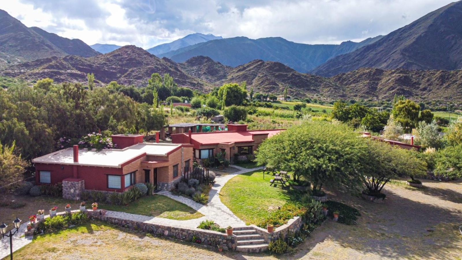 Miraluna Bodega Boutique Cachi Luaran gambar