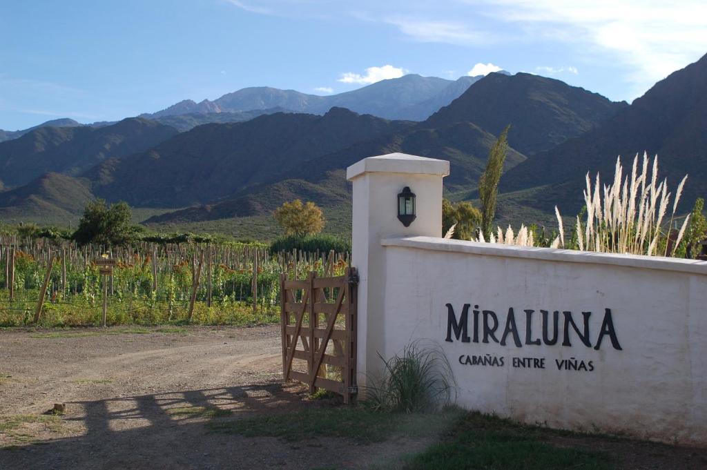 Miraluna Bodega Boutique Cachi Luaran gambar